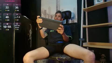 Viktor online show from January 2025 08:41:02 AM