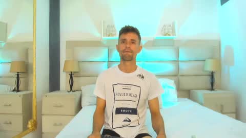 Viktor online show from January 2025 04:30:02 AM