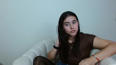 vikysexy28 online show from March 2025 10:26:01 PM