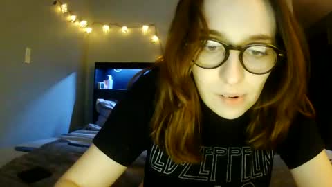 Vileshawtyy online show from July 2026 10:55:01 AM