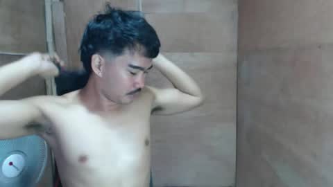 Snapshot of vin_17 chatting on February 2026 07:58:02 AM Call me Marvin online show from February 2026 07:58:02 AM