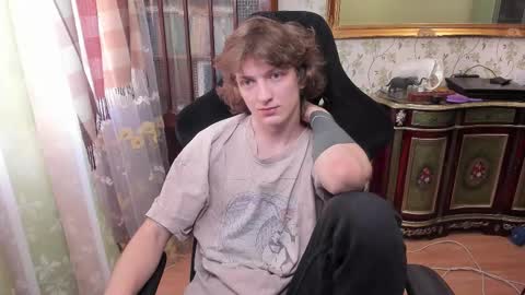 Dimoooooon online show from February 2026 08:43:01 AM