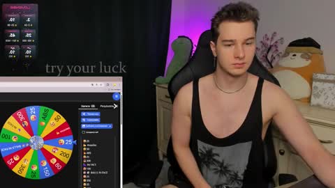 Vincent Strong online show from December 2025 03:25:01 AM