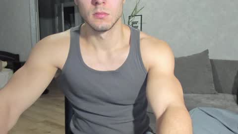 Vincent.  uncut 18cm online show from December 2024 07:11:01 PM