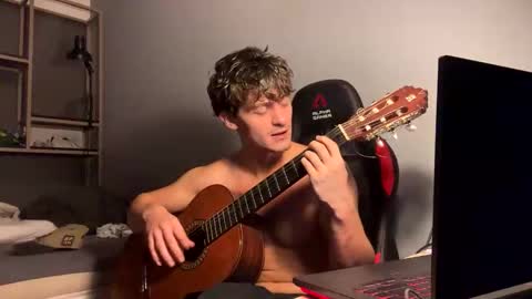 vincentprice69 online show from November 2025 10:04:02 PM