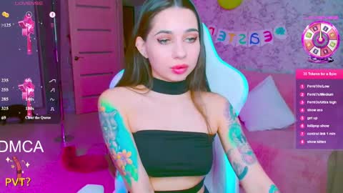 Vinkiepinkie online show from March 2026 04:40:02 PM