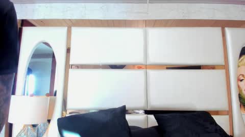 Snapshot of vinzenzrizzo chatting on October 2025 04:29:02 PM ---Vinzen--- online show from October 2025 04:29:02 PM