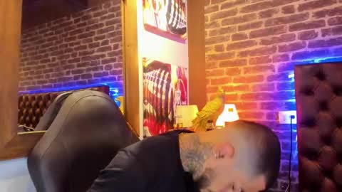 Snapshot of vinzenzrizzo chatting on November 2025 04:56:01 AM ---Vinzen--- online show from November 2025 04:56:01 AM