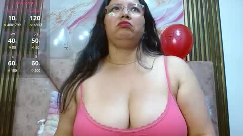 Snapshot of violemurray chatting on February 2026 11:51:01 AM violemurray online show from February 2026 11:51:01 AM