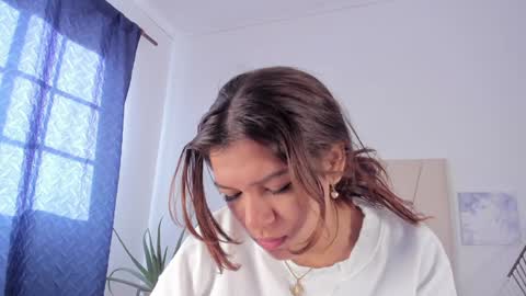 Violet online show from January 2025 12:47:02 PM