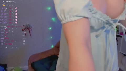 violet____h online show from January 2025 09:31:01 PM