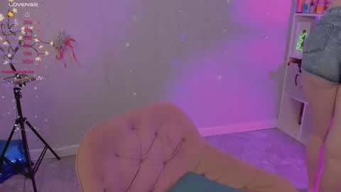 violet____h online show from January 2025 07:45:02 PM