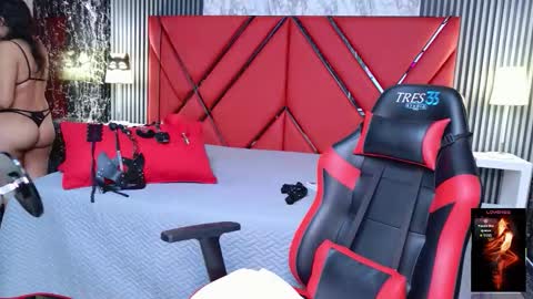 Snapshot of violet_bdsm chatting on March 2026 02:08:01 PM Violet online show from March 2026 02:08:01 PM