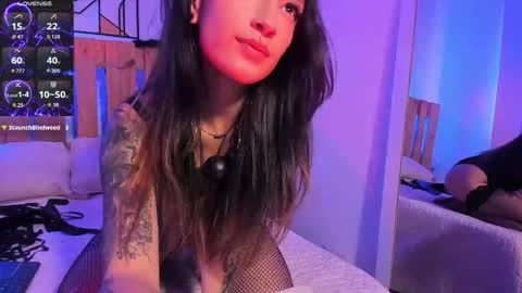 Violet Jones online show from February 2026 03:27:02 PM