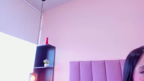 violet online show from February 2026 12:31:01 PM