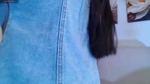 violet_tay1 online show from December 2025 11:59:01 AM