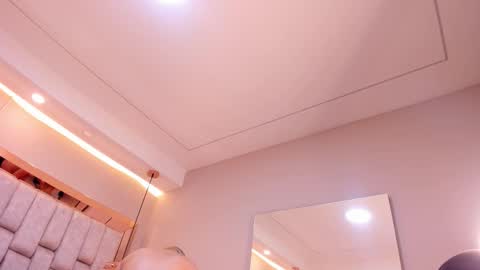 Snapshot of violeta_abel chatting on November 2025 10:36:01 AM Violeta online show from November 2025 10:36:01 AM