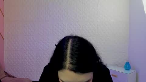     online show from October 2025 09:15:02 PM