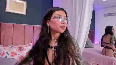 Violeta online show from June 2026 06:12:01 PM