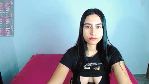 Snapshot of violeta_rouses chatting on October 2025 03:20:02 PM violeta_rouses online show from October 2025 03:20:02 PM
