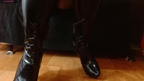 Violeta  morrison online show from November 2025 09:06:02 AM