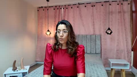 VIOLETA online show from January 2025 01:14:02 PM