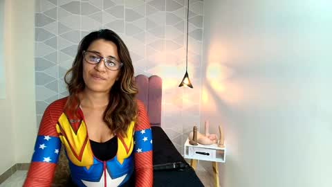 VIOLETA online show from January 2025 05:24:02 PM