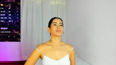 Violeta online show from April 2026 12:09:02 PM