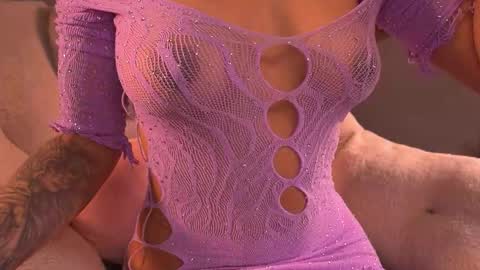 violeth___ online show from October 2025 11:18:01 AM
