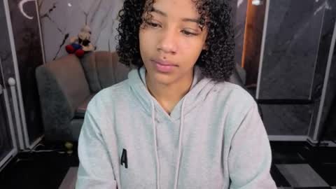 violeth_b online show from April 2026 01:04:02 PM