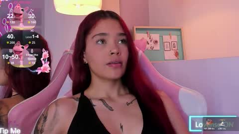 Snapshot of violeth_hill chatting on November 2025 08:24:02 PM Violeth Hill online show from November 2025 08:24:02 PM