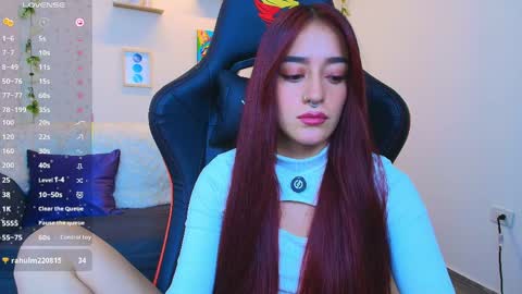 violeth_rosse_ online show from April 2026 02:28:02 AM