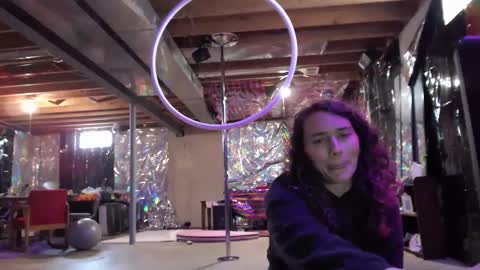 Violet Hooper online show from February 2025 06:26:02 PM