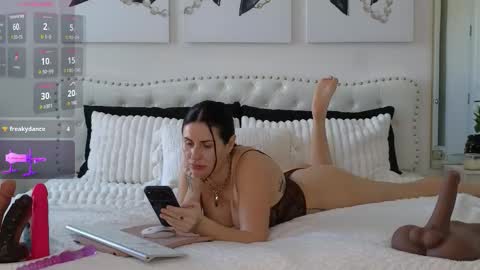 Snapshot of violetik888 chatting on February 2026 07:19:02 PM VioletBaby online show from February 2026 07:19:02 PM