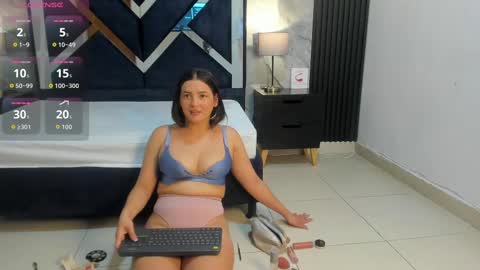 Violet Rose online show from October 2025 07:43:01 PM