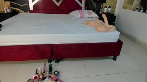 Violet Rose online show from December 2025 08:48:01 PM