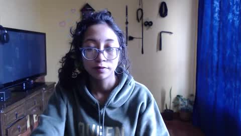 Violet777  online show from November 2025 03:23:01 PM