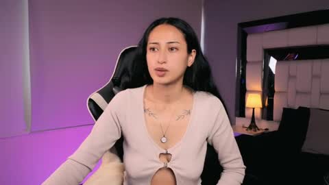 Snapshot of violetskinny chatting on June 2026 06:41:01 PM violetskinny online show from June 2026 06:41:01 PM