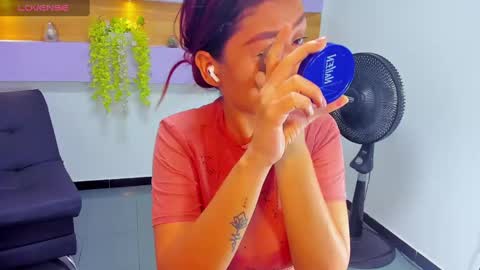 violetsmith online show from December 2024 07:24:02 PM