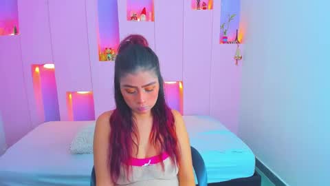 violetsmith online show from December 2024 08:26:02 PM