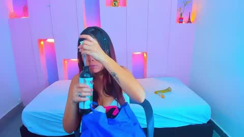 violetsmith online show from January 2025 08:15:02 PM