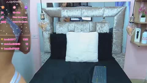 Violeta froz online show from February 2025 12:41:01 AM