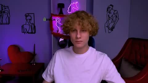 violett_shy online show from March 2025 07:04:02 AM