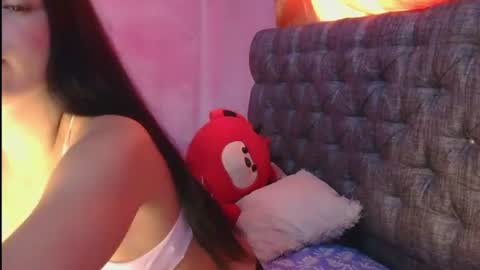 Snapshot of violetta_luna8 chatting on June 2026 10:39:01 AM violetta online show from June 2026 10:39:01 AM