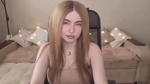 Snapshot of violettaotis chatting on October 2025 09:30:01 AM ViolettaOtis online show from October 2025 09:30:01 AM