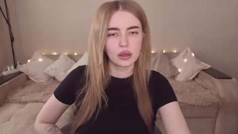 ViolettaOtis online show from July 2026 12:01:02 PM