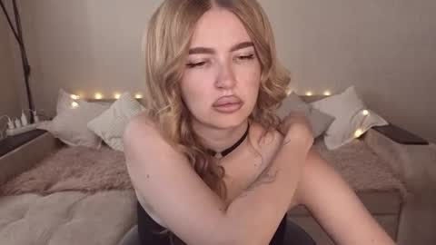 ViolettaOtis online show from July 2026 01:29:01 PM