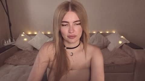 ViolettaOtis online show from July 2026 03:43:01 PM