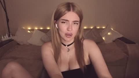 ViolettaOtis online show from July 2026 04:49:01 PM