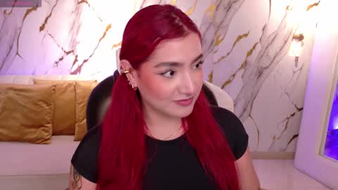 Violett Castel online show from November 2025 07:25:01 PM